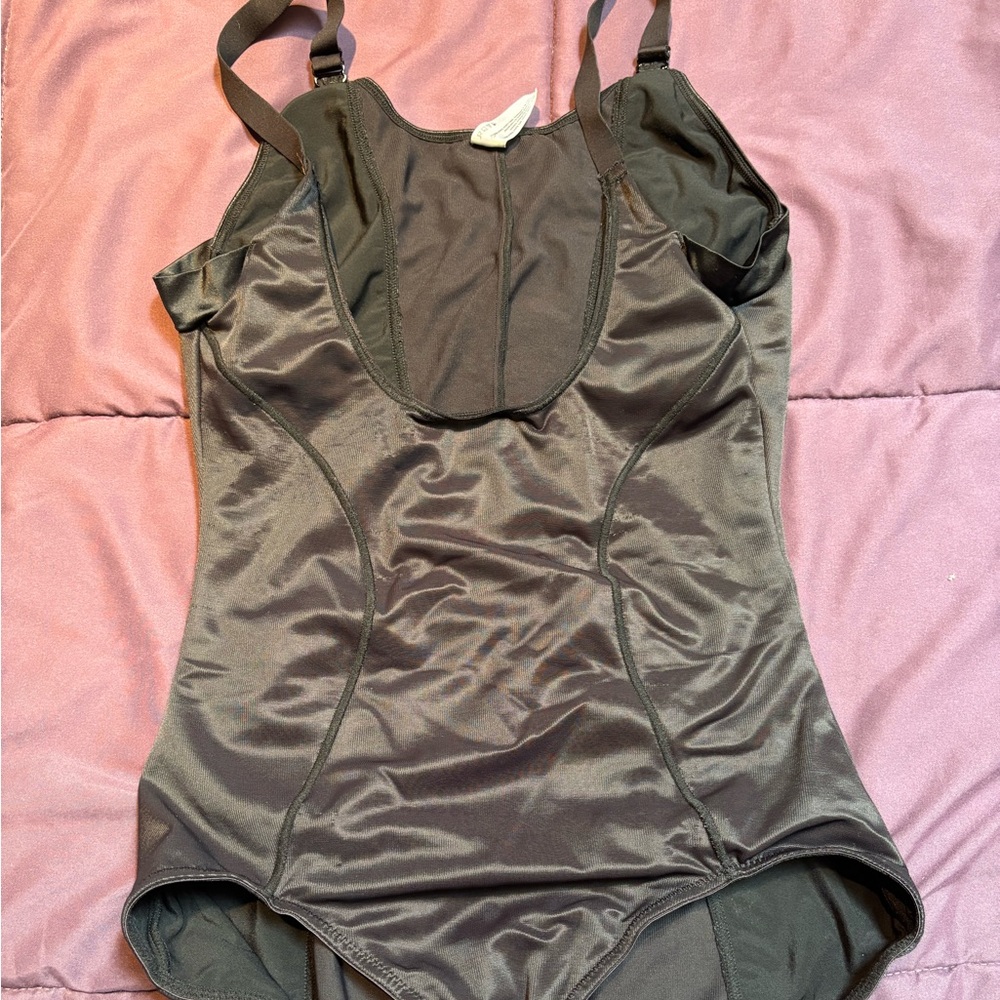 Maiden form shapewear at great price